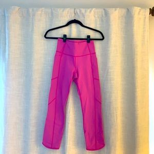 Athleta capri Pink/White